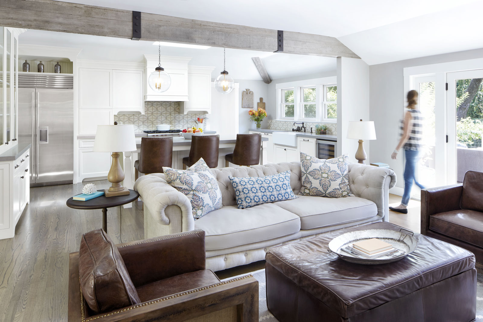 LivingRoom_Person1