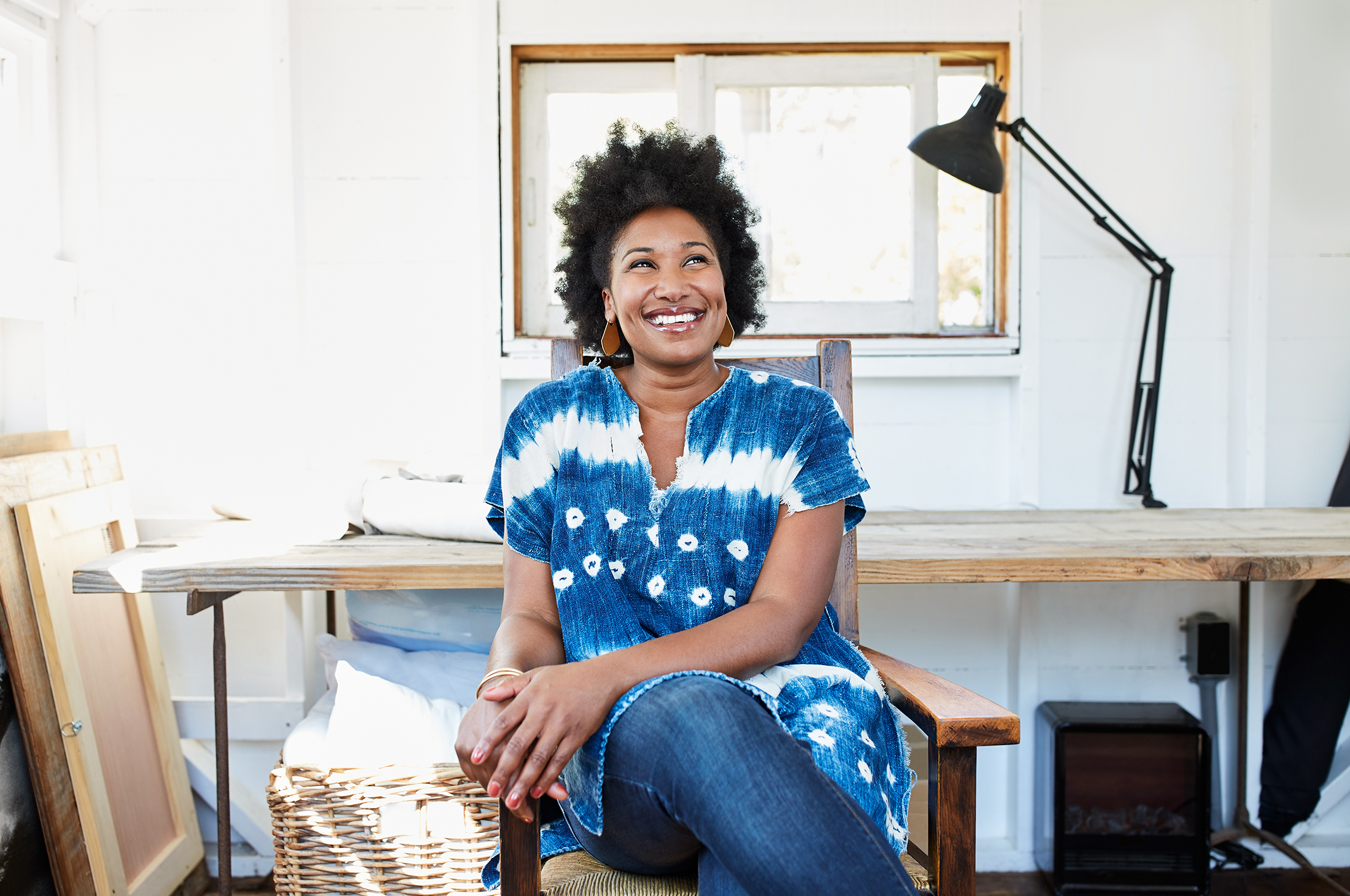 Portrait of beautiful black female artist in her studio  | Trinette+Chris Photographers