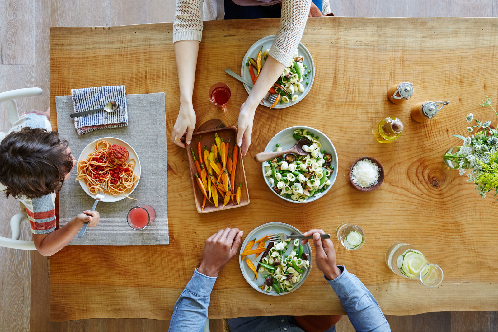 Food Lifestyle Family Dinner  | Trinette+Chris Photographers