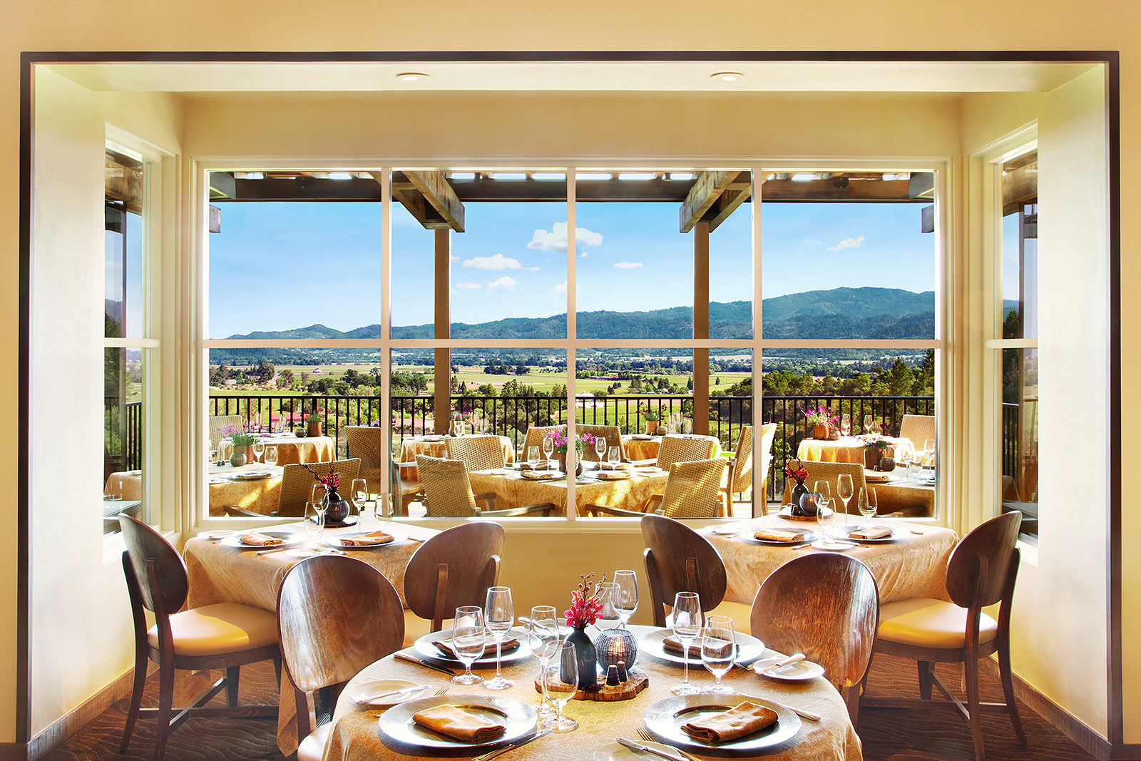 Restaurant view at Auberge Du Soleil  | Trinette+Chris Photographers