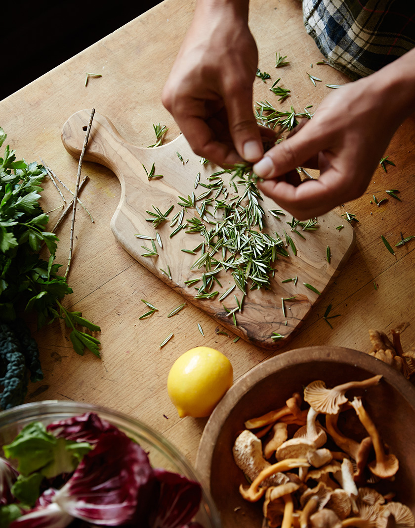Rosemary for Kinfolk Magazine  | Trinette+Chris Photographers